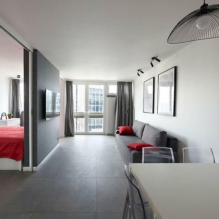Aroma Apartments Rondo Onz Warsaw Exterior photo