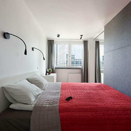 Aroma Apartments Rondo Onz Warsaw Exterior photo